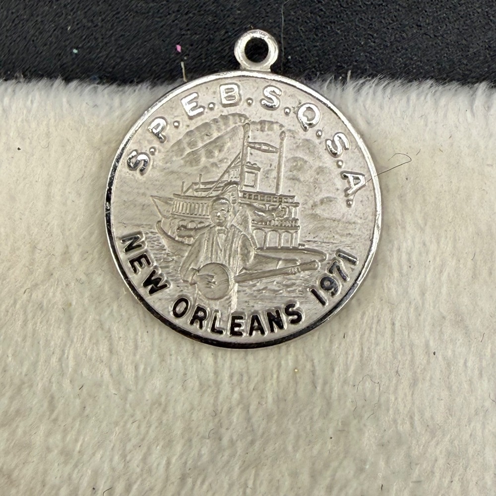 Vintage SPEBSQSA Pendant‎ Silver New Orleans 1971 Barber Shop Music Charm READ